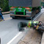 Policía perdió la vida en accidente contra camión en la vía San Gil