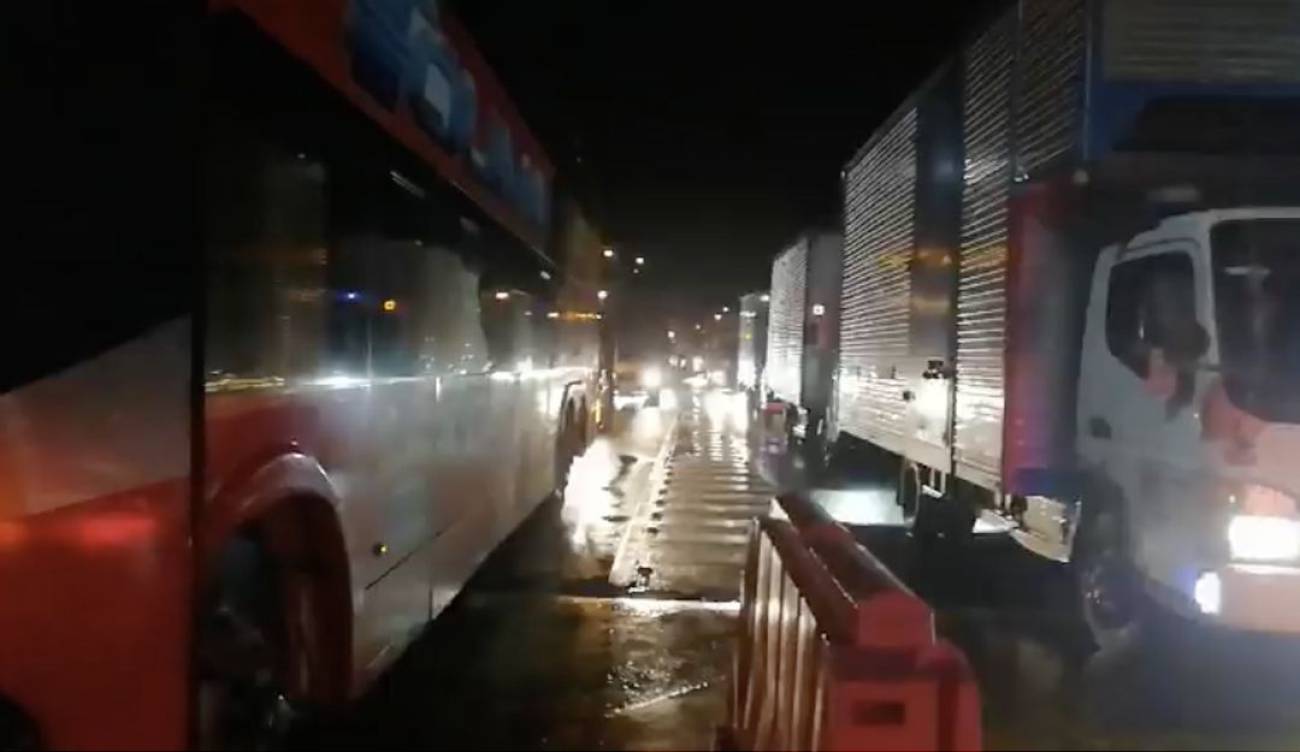 Atraco masivo en la autopista Medellín-Bogotá