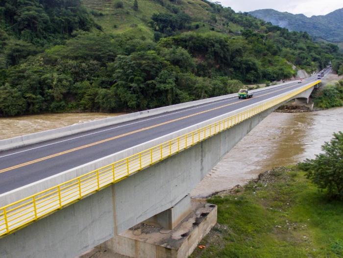 entrega 20 proyectos infraestructura