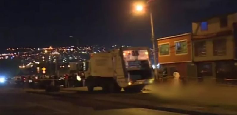 Dos personas fallecieron en accidente con camión de basura