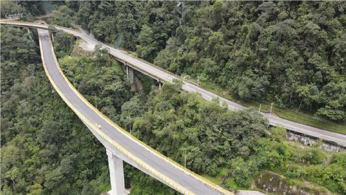 Este viaducto de la vía al LLano será entregado a finales de 2021